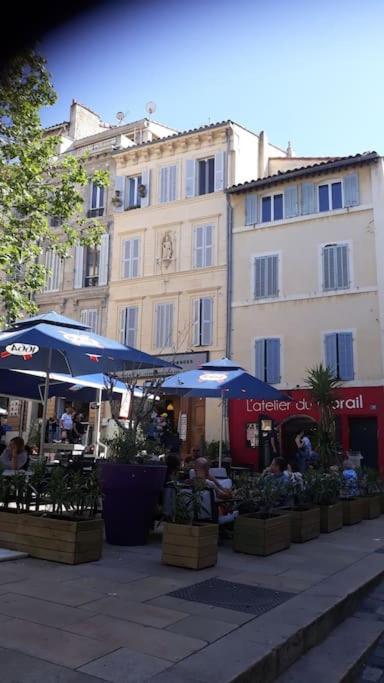 Plein Coeur Du Quartier Du Panier . Chaleureux T2. Apartamento Marselha Exterior foto