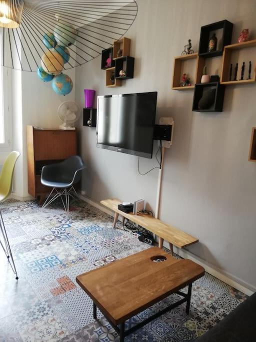 Plein Coeur Du Quartier Du Panier . Chaleureux T2. Apartamento Marselha Exterior foto